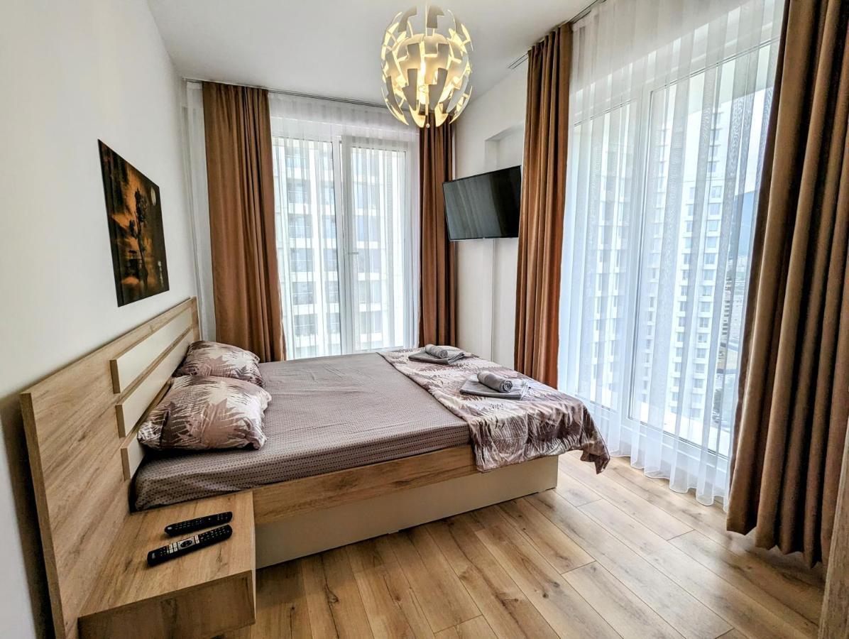 16Th Floor Sky View Condo With Pool And Fitness Skopje Eksteriør bilde