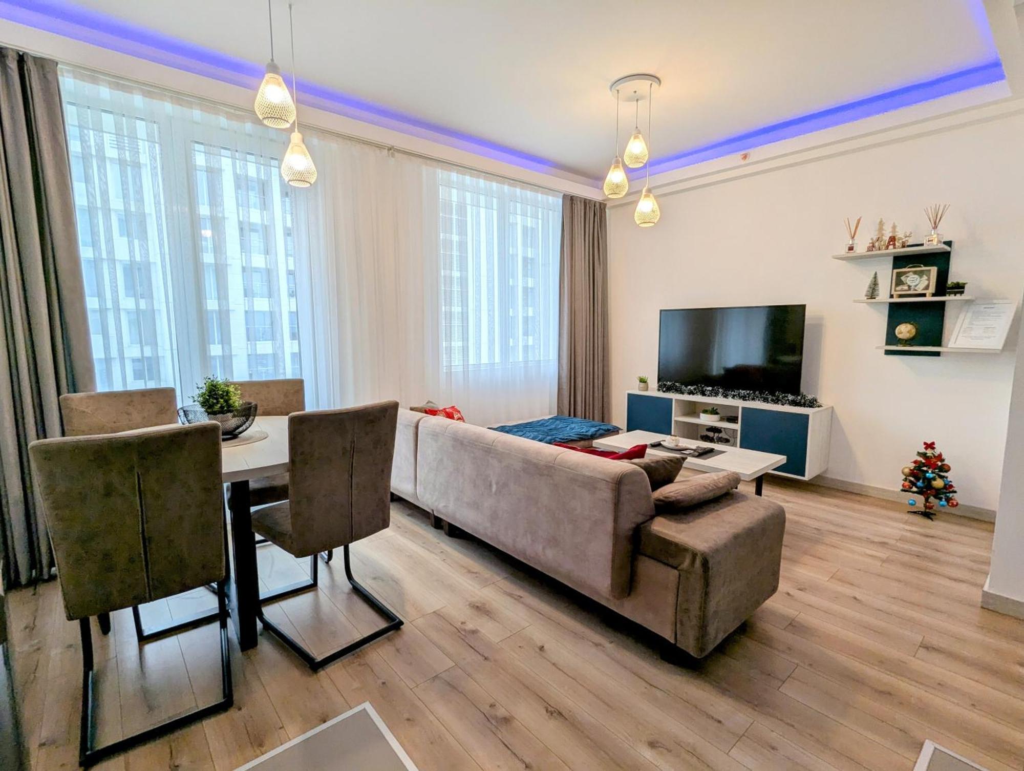 16Th Floor Sky View Condo With Pool And Fitness Skopje Eksteriør bilde